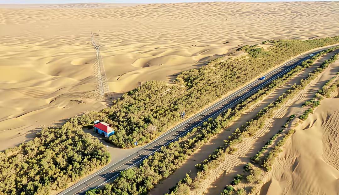 改造沙漠，是万世之功，是几代人的持续努力，是人定胜天的具象化。