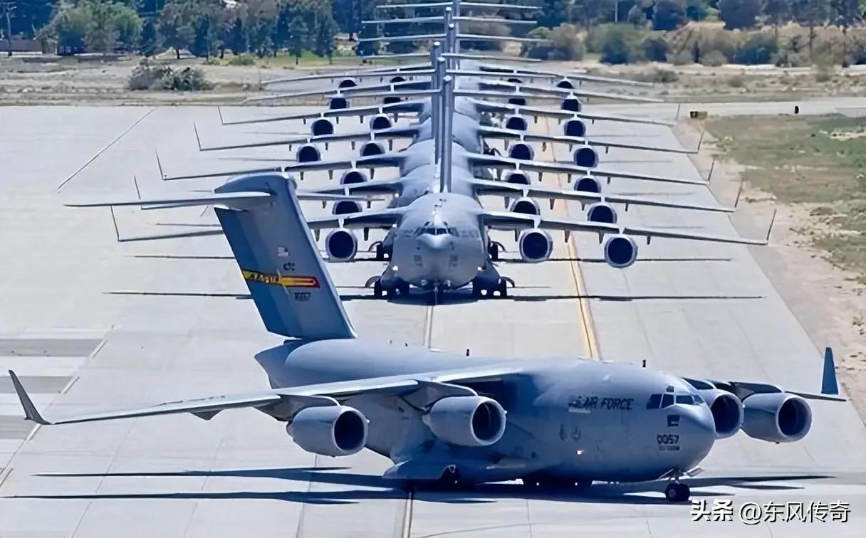 我国目前是需要把运-20战略运输机的数量增加到300架以上，运-20战略运输机载