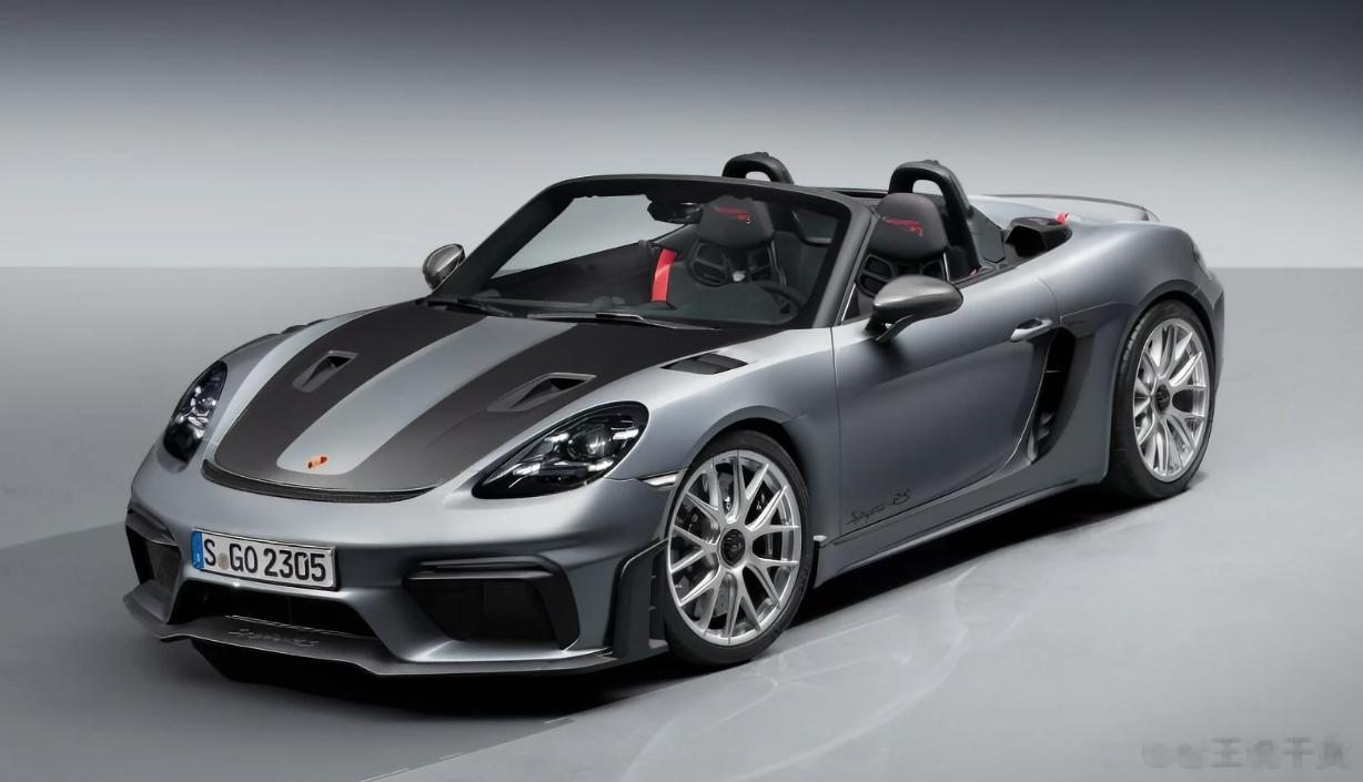 保时捷718 Spyder RS正式在华开启预售，售价157.8万元起。据悉，7