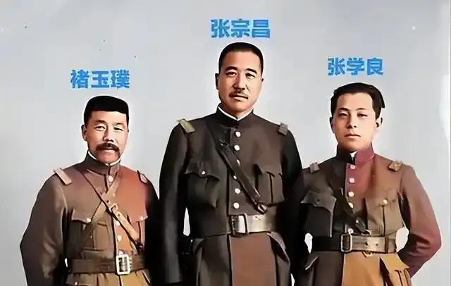 1929年，褚玉璞在福山县城被刘珍年活捉后，褚玉璞的亲朋好友四处活动求刘释褚，张