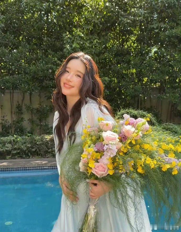 阚清子官宣怀孕这是命运赐给她的最好礼物，恭喜美女进入人生新阶段! ​ ​​​