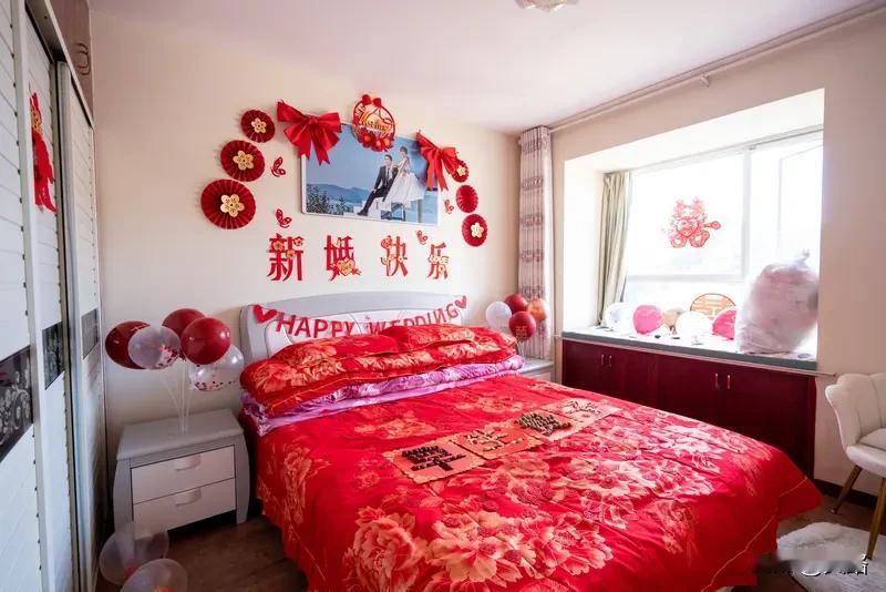 婚房被改成小三婴儿房，这剧情简直比电视剧还抓马！就像陆雨晴，本以为能和傅靳深携手