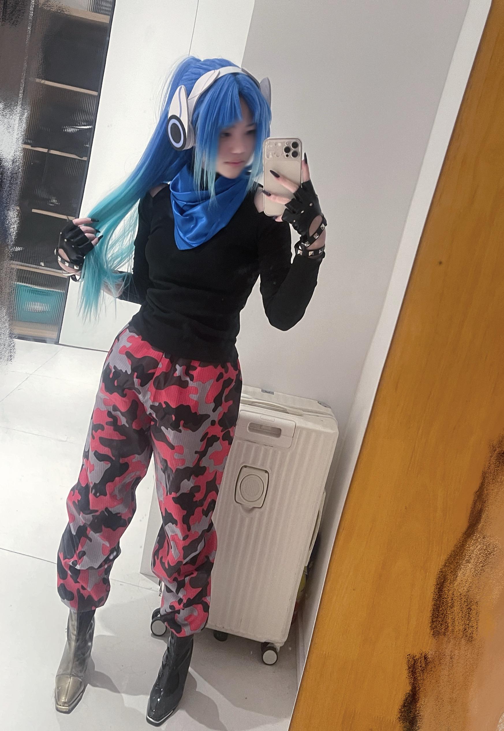 我说白了说红了说绿了说蓝了。