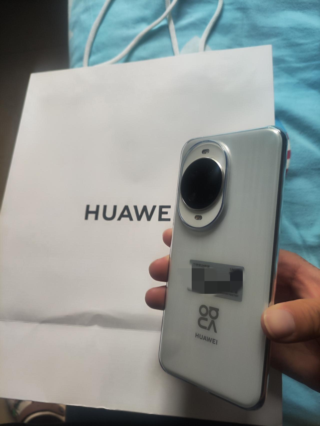 心心念念的华为手机终于到了，开心，非常流畅！在鸿蒙初期去体验鸿蒙系统一点点进步，