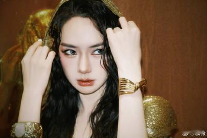 戚薇卡点527李承铉没卡上看戚薇李承铉七夕这段真的会笑，戚薇卡点527一步到位，