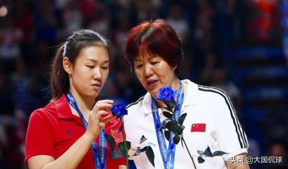 郎平爱徒宣布退役，中国女排主帅人选拨云见日，央视点名蔡斌有实力接班

国庆节正式