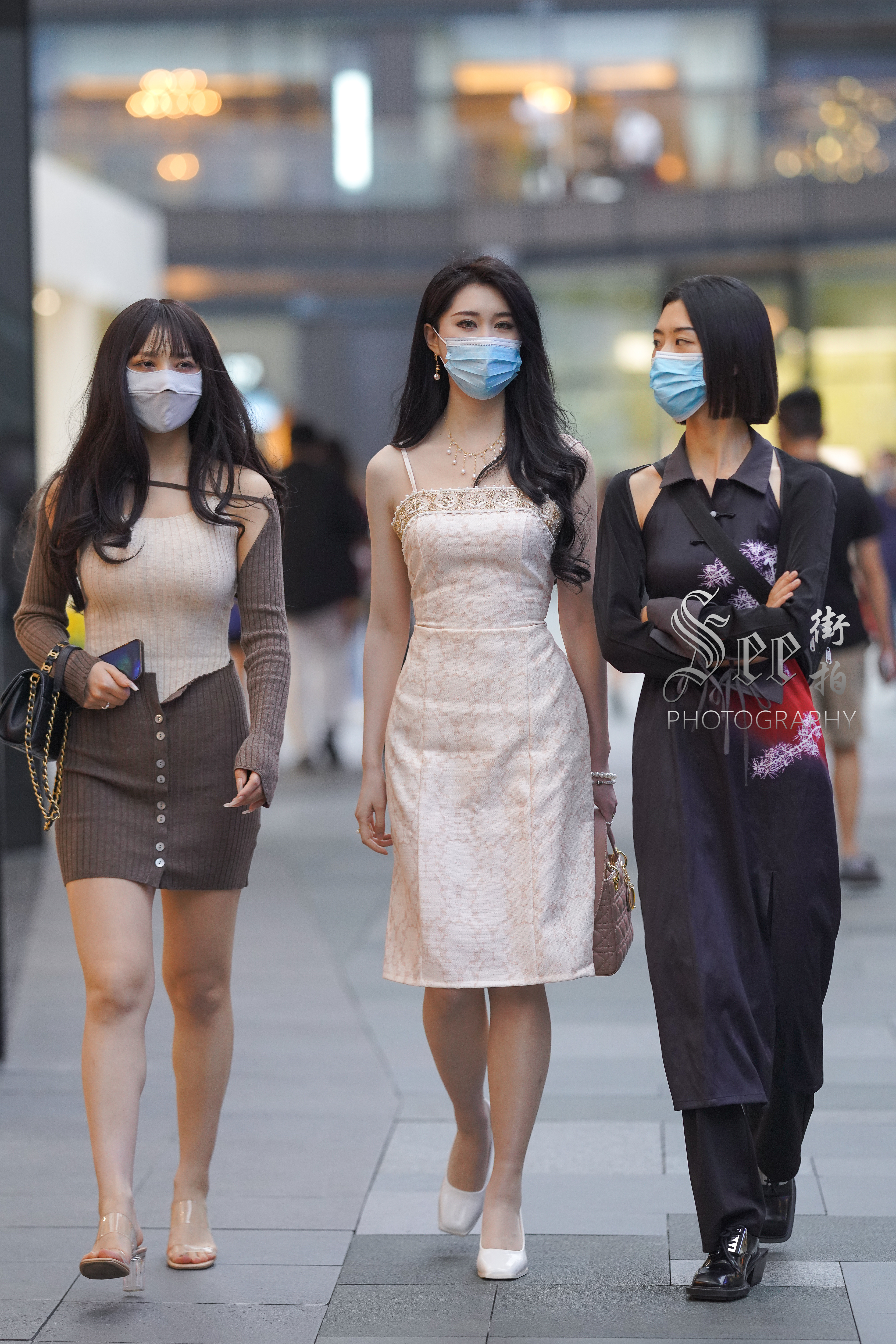 吊带裙大气时尚韵味~~ ​​​