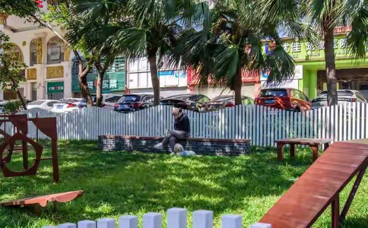 明年起遛狗不牵绳或被拘留

2026年1月1日起，新修订的《中华人民共和国治安管