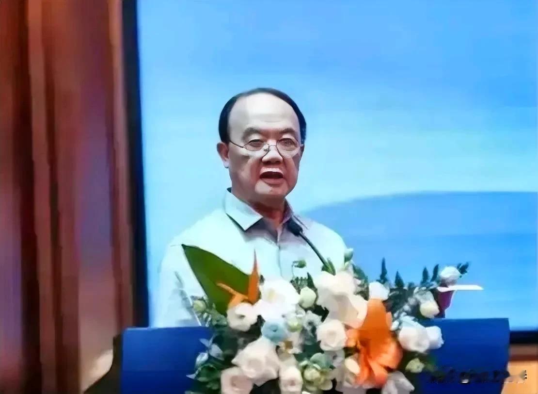 晋江籍名人录(九)一一姚建年
姚建年1953年11月出生于福建晋江，英林镇下伍堡