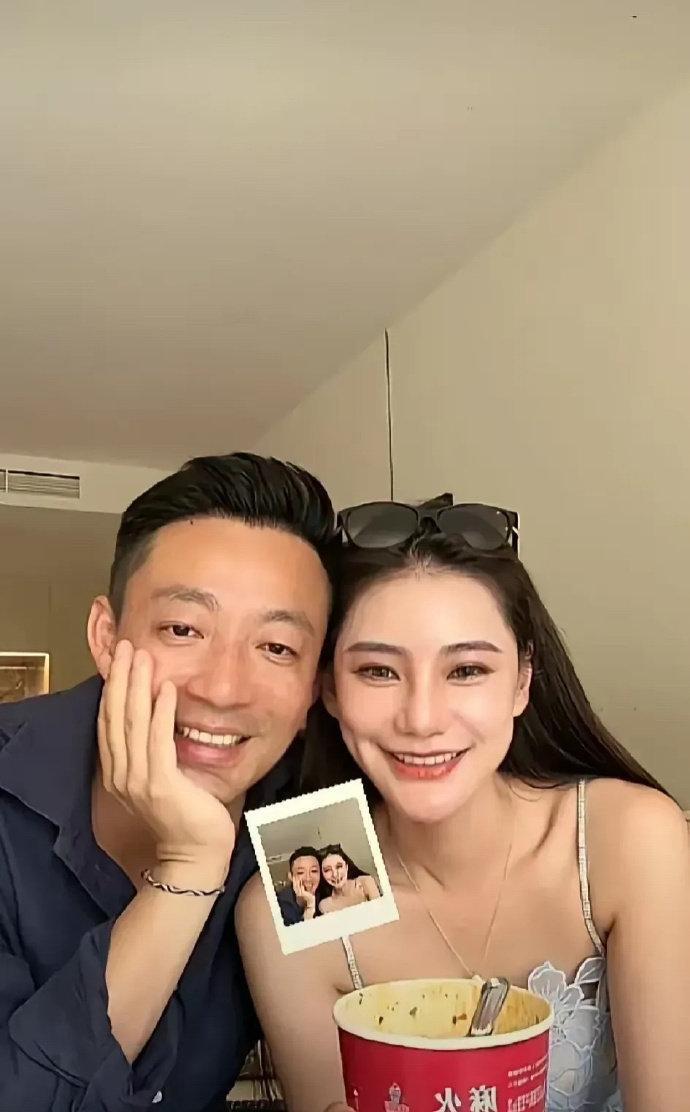 现在的大S不再公开秀恩爱轮到汪小菲秀了 