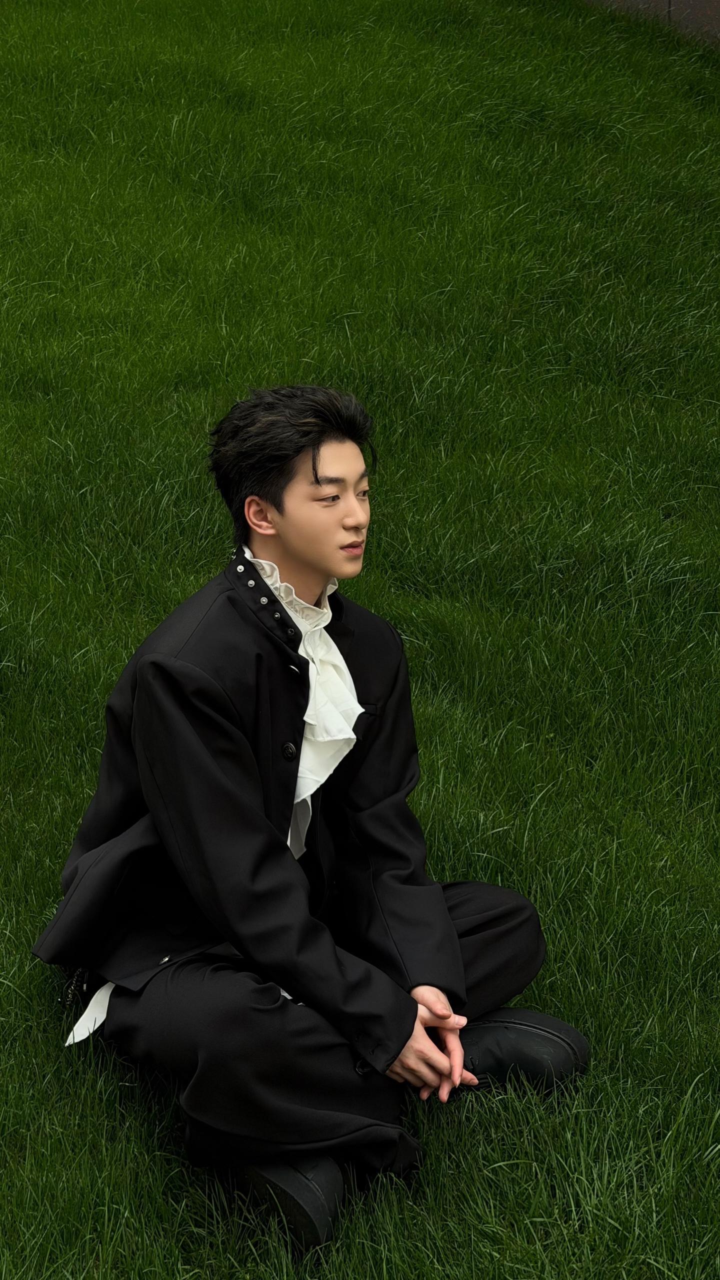 玩累了可以躺你怀里吗