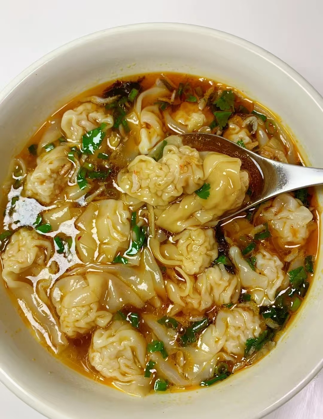 连吃了好几天的鲜肉小馄饨 🥣好鲜好鲜秒杀外面的早餐店这个汤底随便煮个小馄饨放进