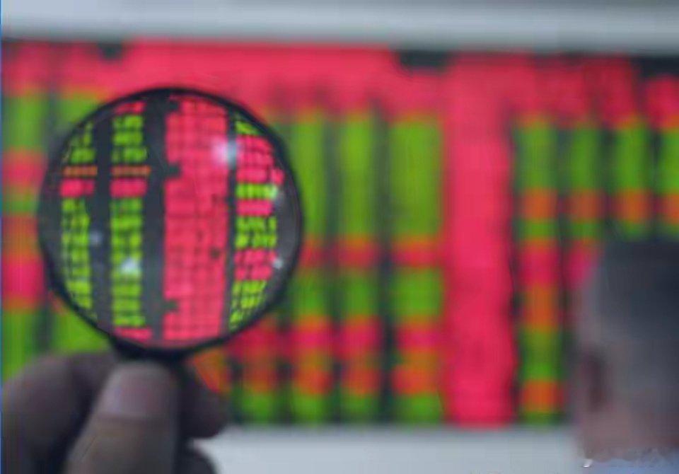 A股：今天，4月22日，行情很反常，释放了两个重要信号！1、三大指数和昨天的走势