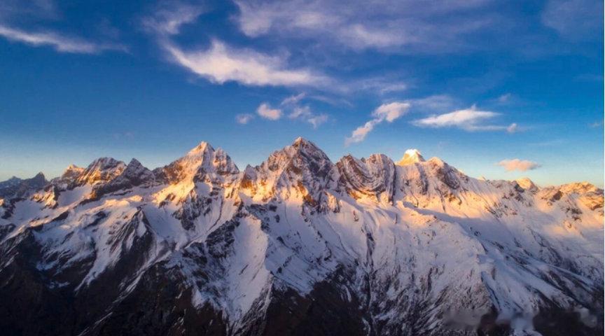 大熊猫、雪豹、金丝猴的家乡四姑娘山 成功获评世界地质公园2026年4月28日讯，