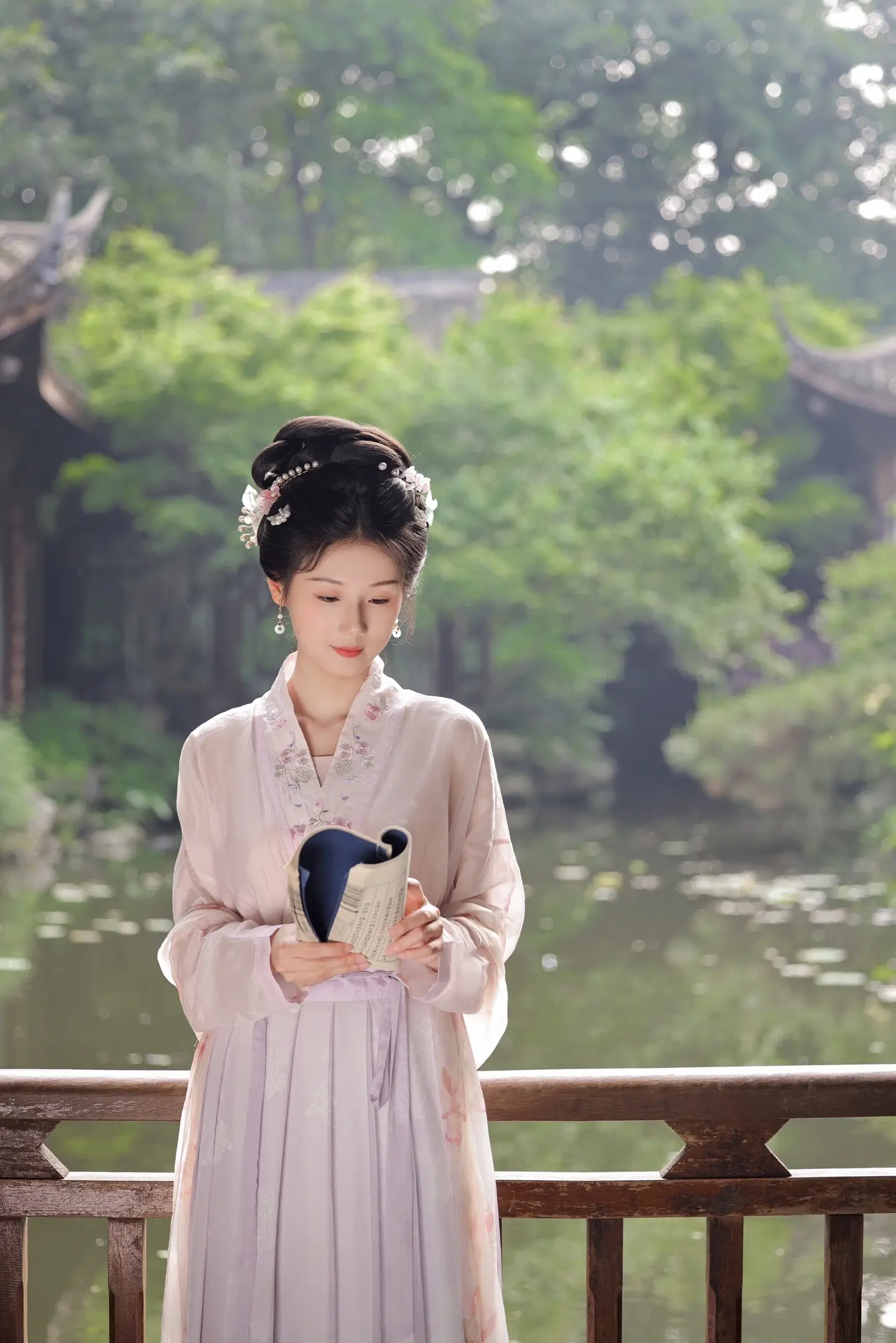 客妹说宋制有点温柔呀。汉服约拍