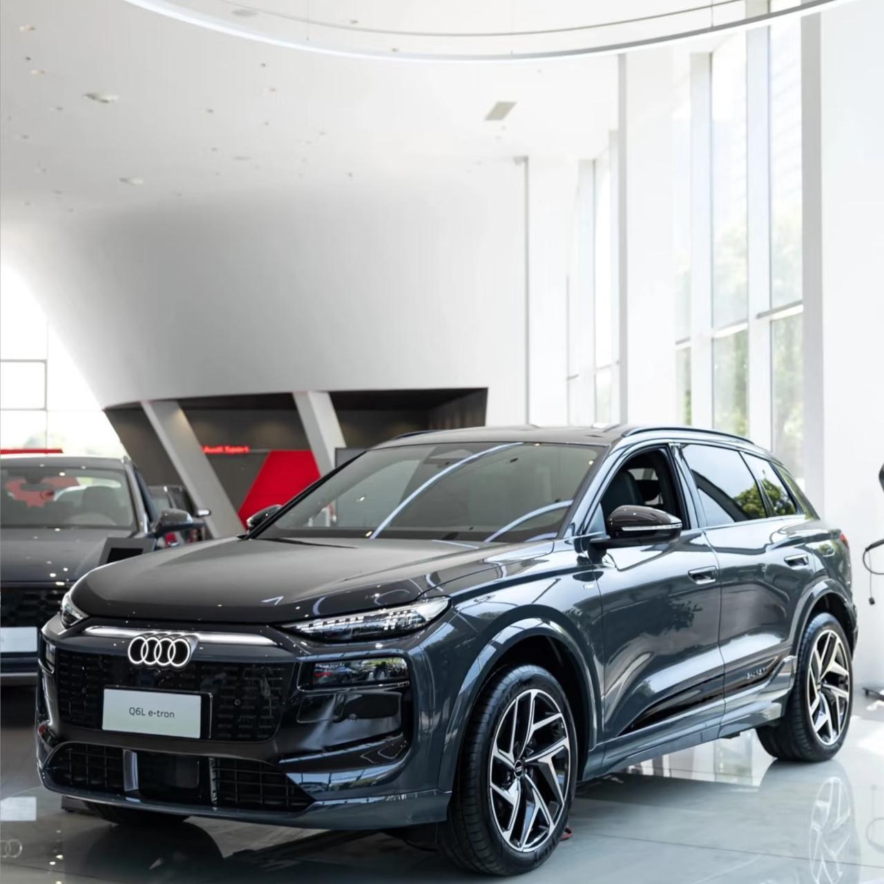 奥迪Q6L e-tron的核心卖点很清晰：35-40万级、源自保时捷联合开发的P
