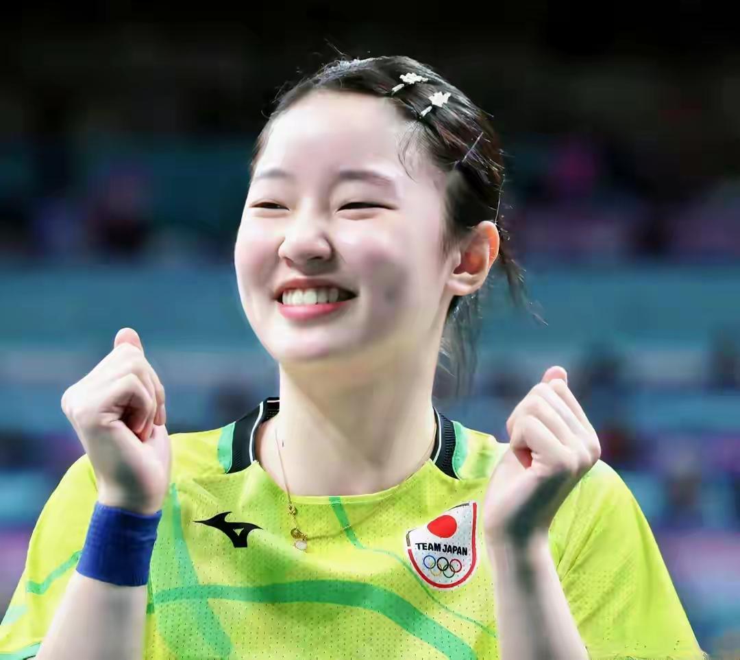 很意外，蒯曼输了。
在刚刚结束的WTT重庆冠军赛中，张本美和以4：3的比分战胜中