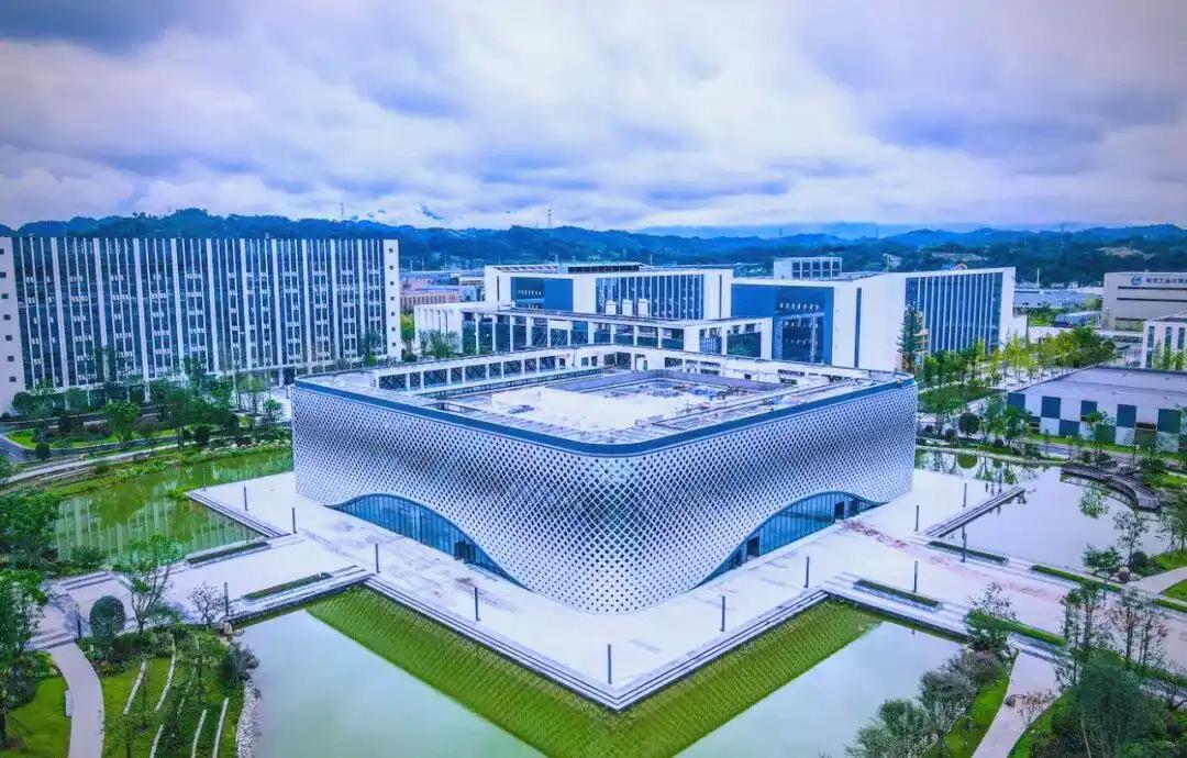 盘活资源、发挥效能来服务社会经济发展，这事儿太重要啦。就拿城市闲置厂房来说，以前