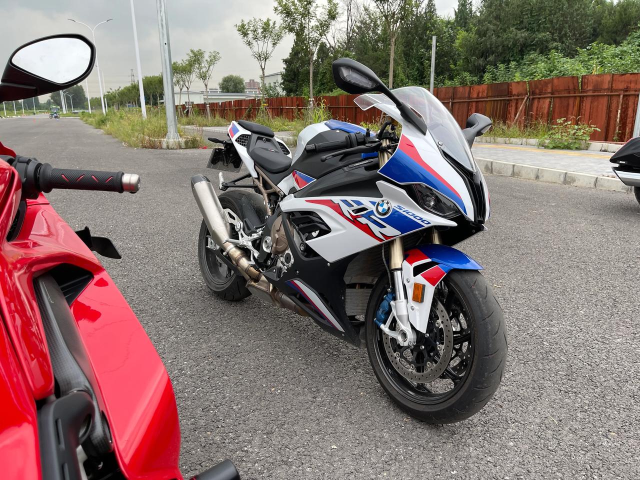S1000RR，杜卡迪V4S，杜卡迪超级街霸，凯旋火箭3，凯旋Tiger660，
