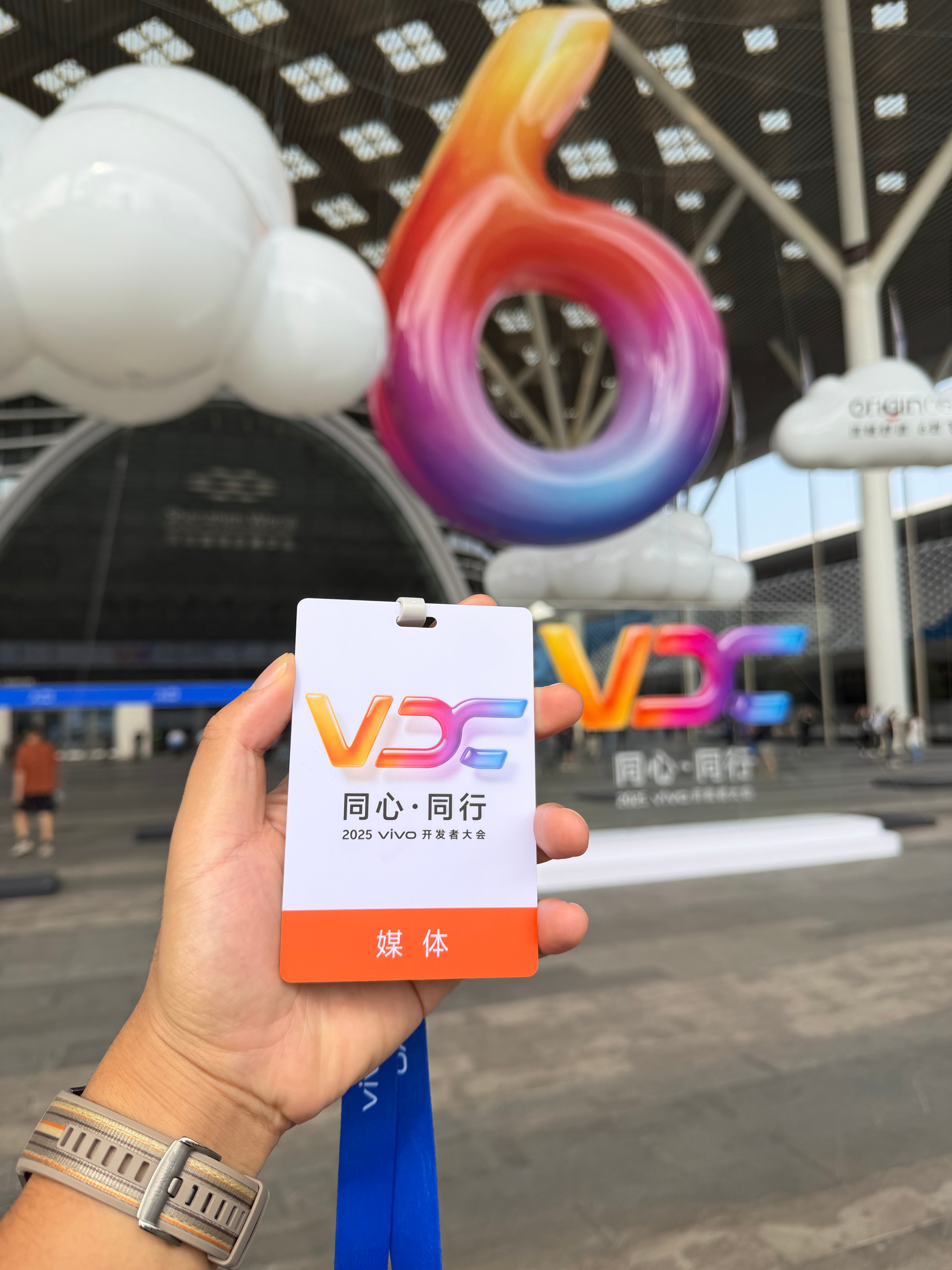 vivo全新系统OriginOS6又是元气满满的一天 看看全新橘子6 在当下版本