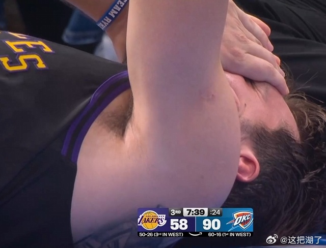 东契奇捂着腿筋很难受，今天里夫斯腰部也有伤情…… 屋漏偏逢连夜雨 湖人vs雷霆