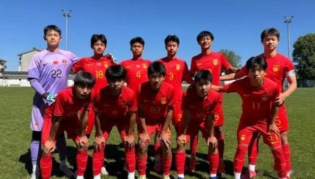 首届U15世界杯！中国U15男足1-1战平日本U15周海滨挂帅，这场亚洲对决引爆
