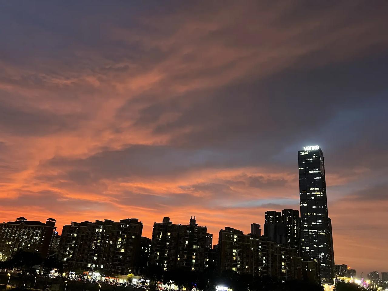 上海无辜躺枪！日落🌄 城市风光 落日黄昏 晚霞红