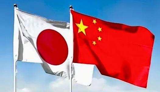 奉劝所有中国人，务必要做好心理准备。央视军事频道最近反复在提醒，国防部新闻发言人