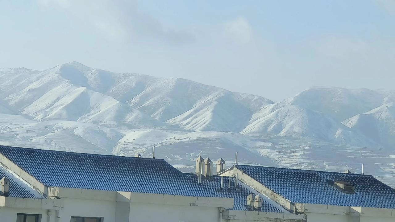 阳台摄影——今冬第一场雪