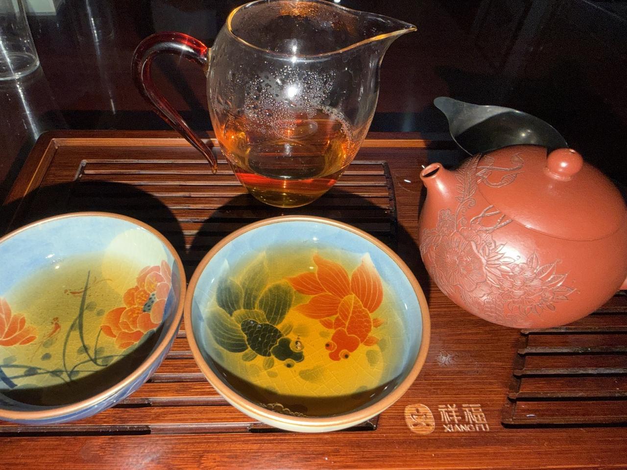 茶太烫，急不得～