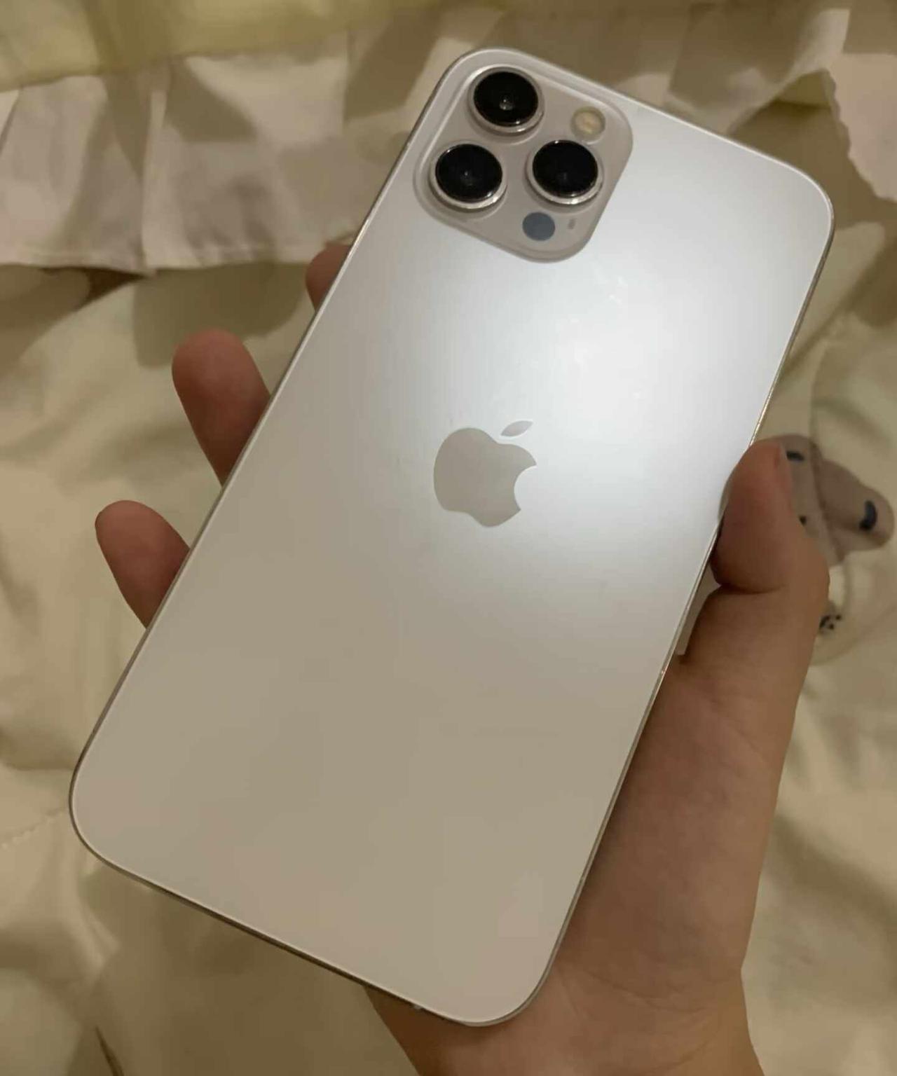 22张➗，出一台自用拍照，直播的iPhone12ProMax 256G 国行无锁