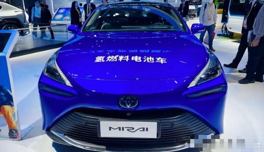 汽车[超话]  丰田氢能源车Mirai销量低：丰田氢能源车Mirai全球累计销量