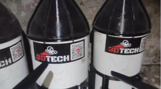 在红军城的清剿行动中，俄军中部集群的官兵发现了一个地下室，里面存放着数十架被遗弃