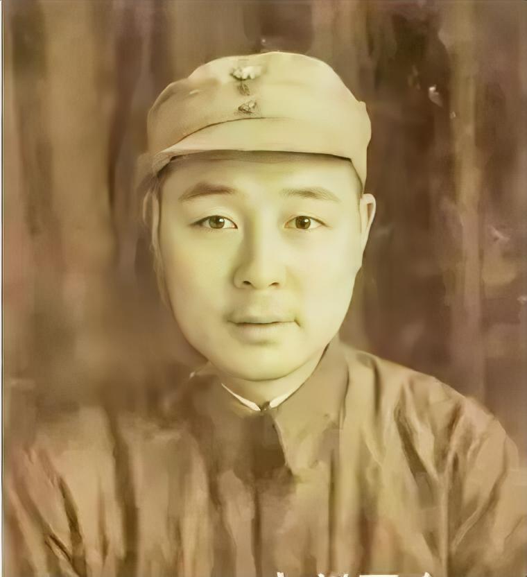1939年，战友们给24岁的八路军副旅长介绍了一个女排长，谁知，当副旅长去找女排