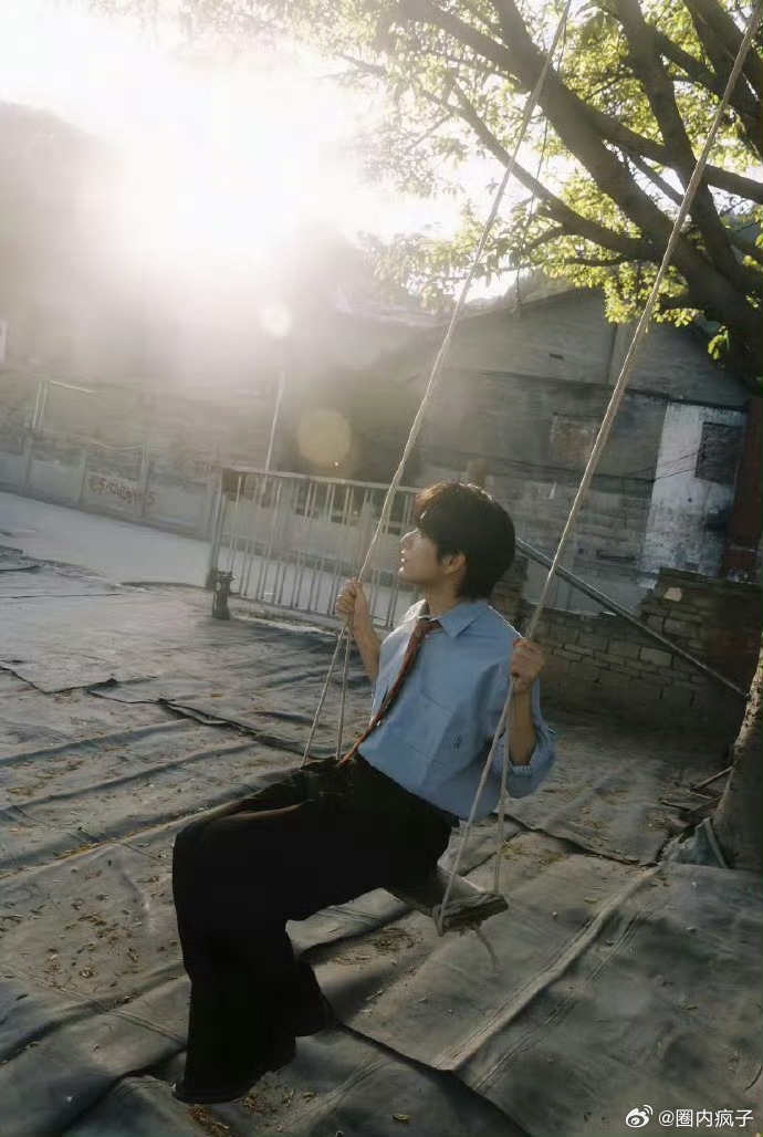 张颜齐新专辑里写满了故事张颜齐新专辑山和故人正式上线 新专如约而至，故事缓缓上演
