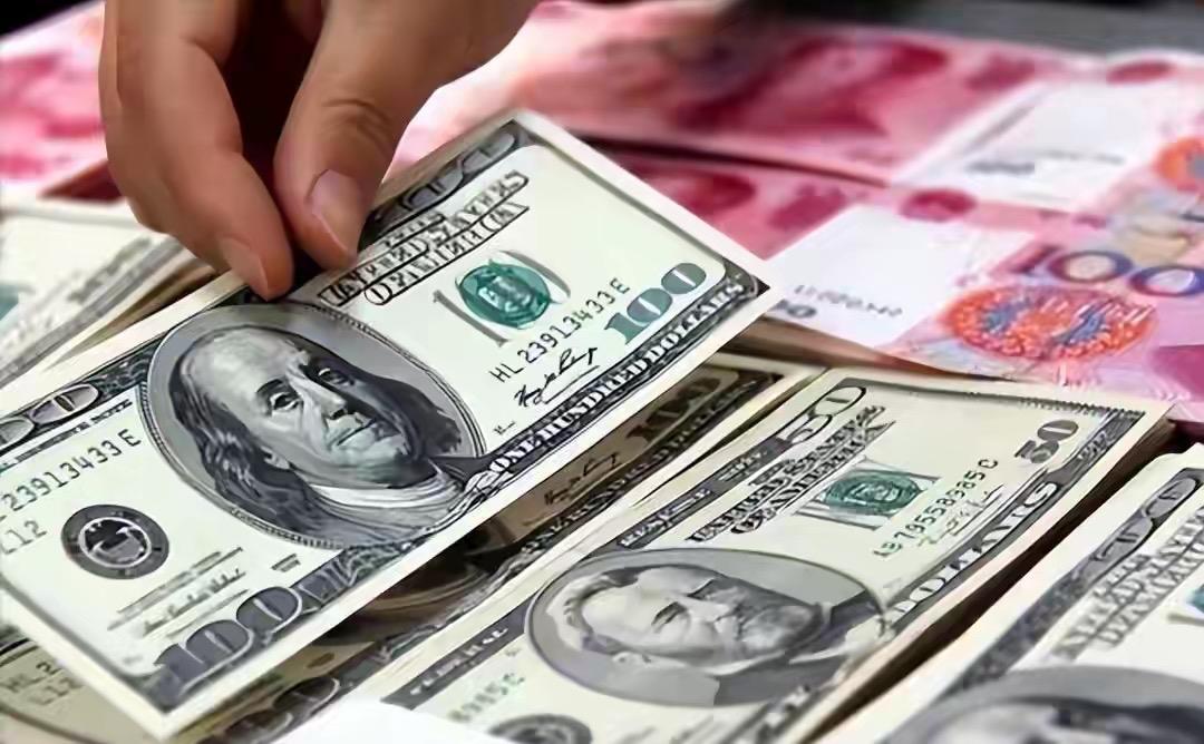 美联储为什么不降息了？

一方面：如果持续不降息

美元一直在美国吃高额利息，美