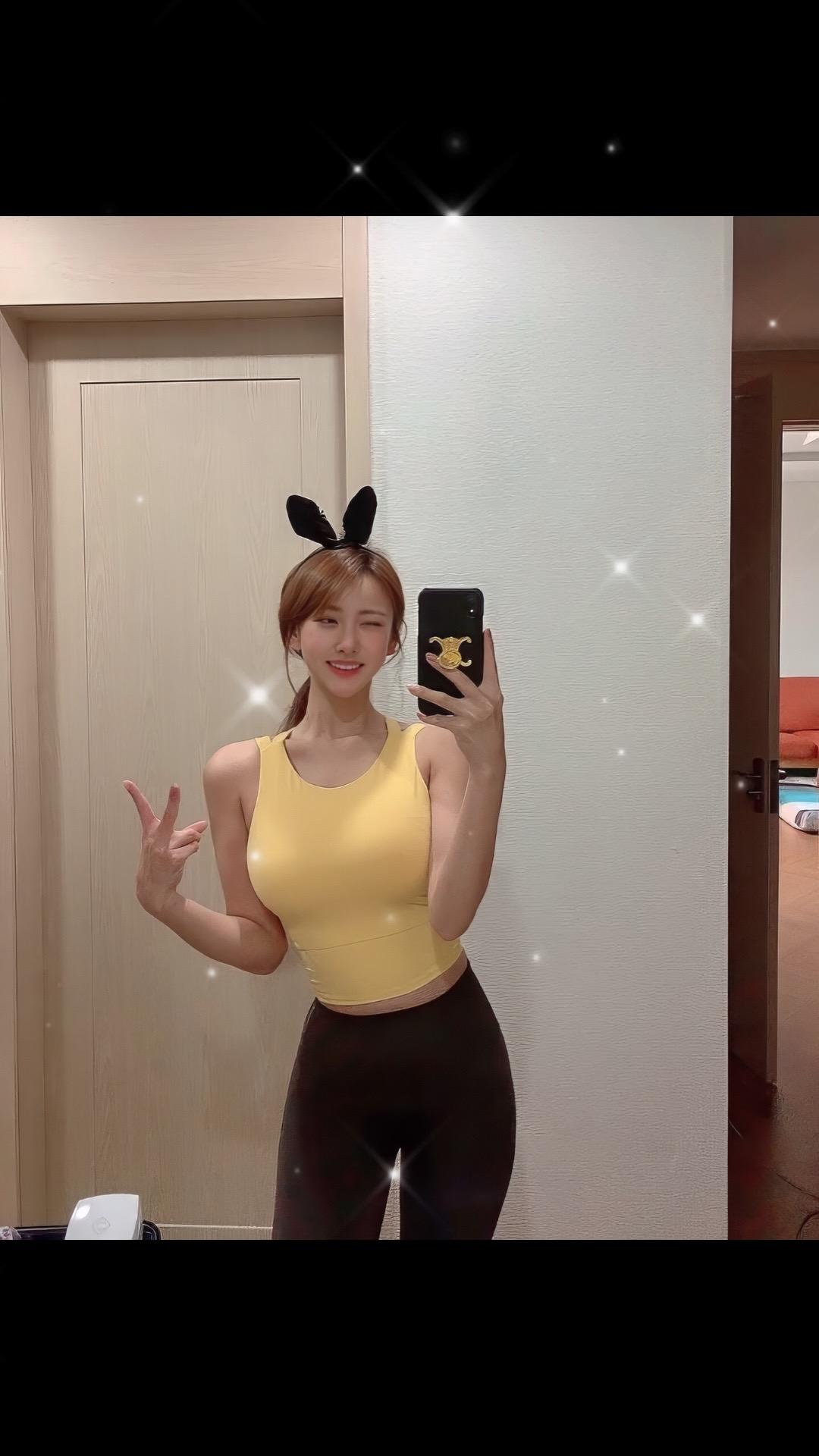 甜系女孩 健身女孩小性感蜜桃女孩