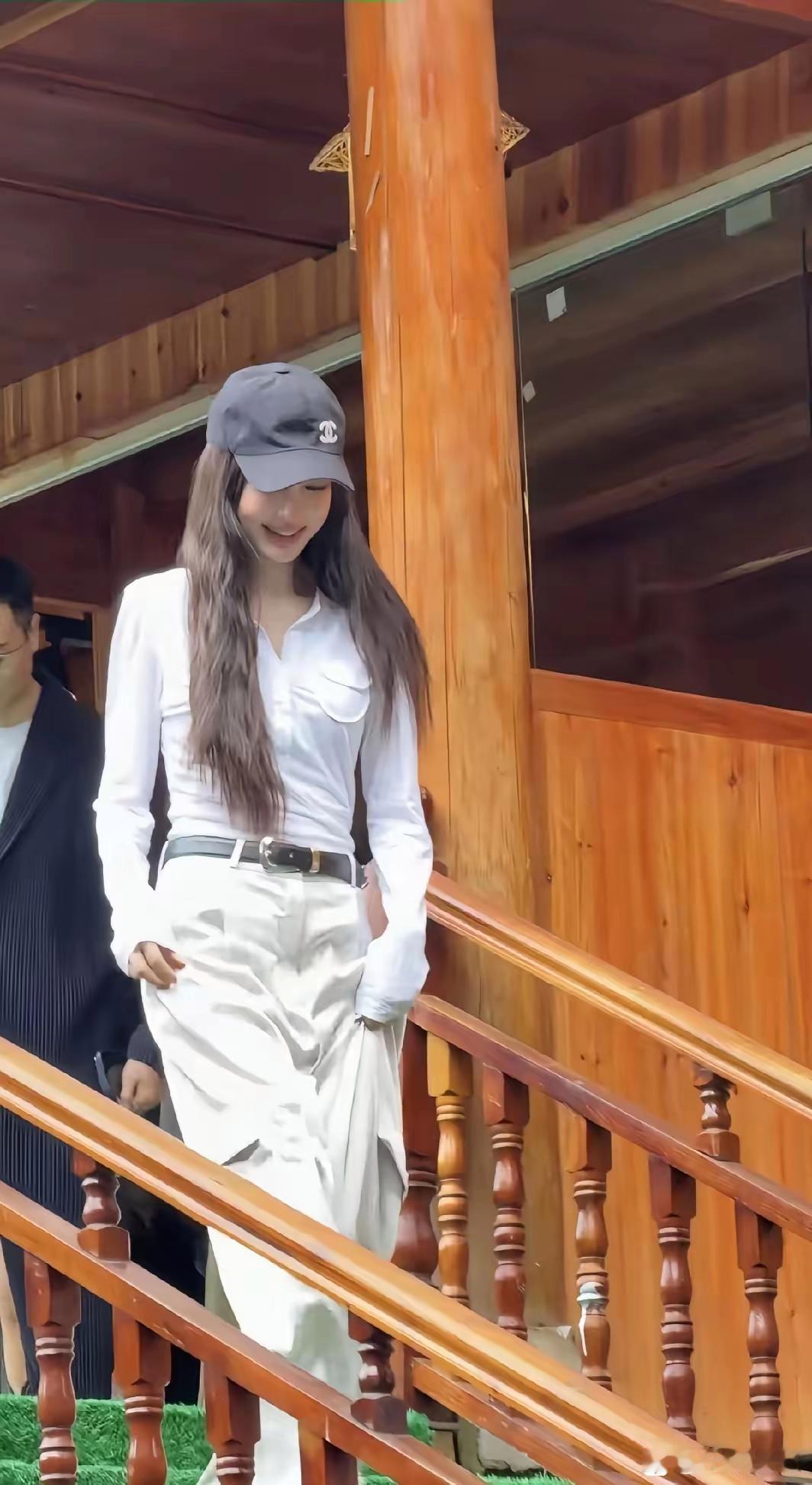 不谈作品只看穿搭，杨颖才是真正氛围感天花板杨颖演技好不好，我不评价，但我敢肯定一