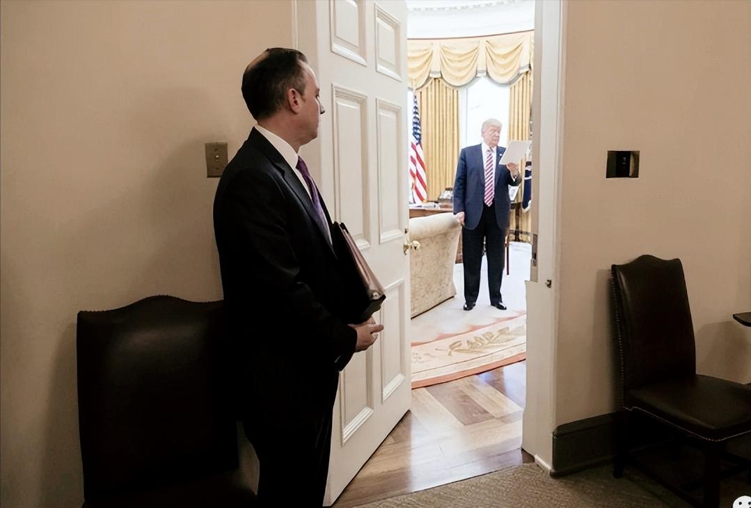 说出来你可能不信！美国最有权的五个人，明面上的排名全是“烟雾弹”，总统排第一没问