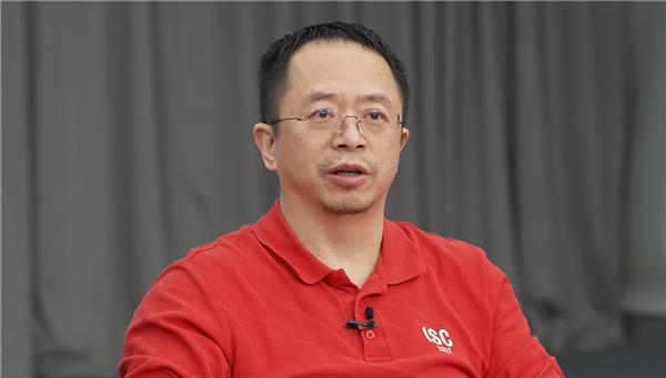 OpenClaw创新但门槛高、结果随机、有安全风险，周鸿祎说它像实习生得耐心培养