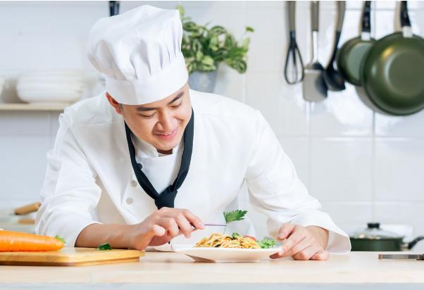 行业分析：可能消失的职业，不是幼师，不是快递员，或是这三种？

餐饮圈这两年降温