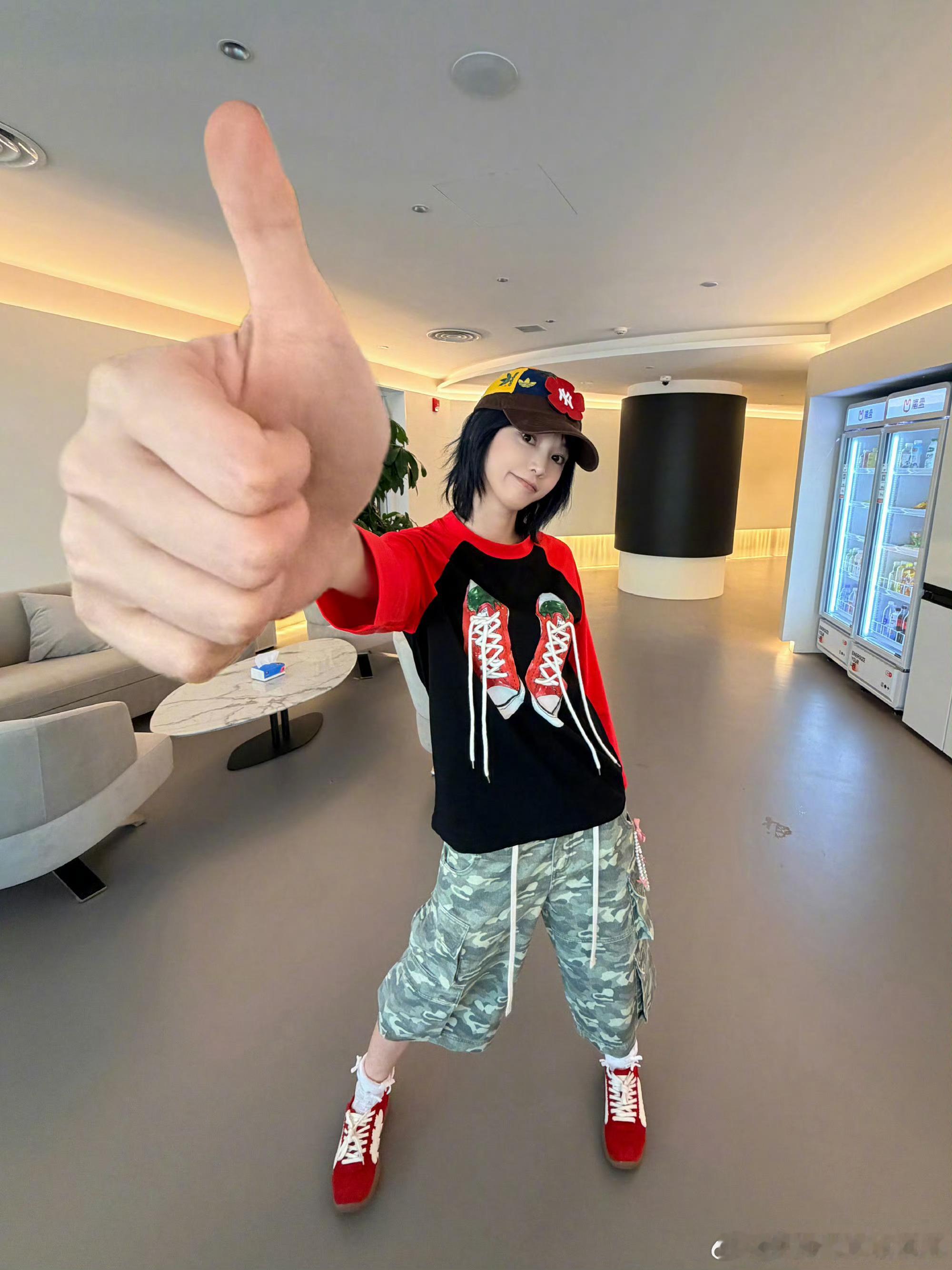 .黄灿灿点破女性困境的现实我家那闺女不是所有伤痛都能彻底释怀，黄灿灿道出现实，有
