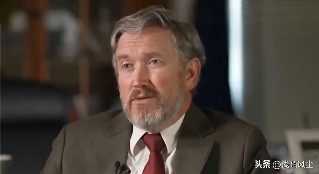 美国议员托马斯·马西爆料称，“司法部长帕姆·邦迪起初真心愿意公开爱泼斯坦案文件，