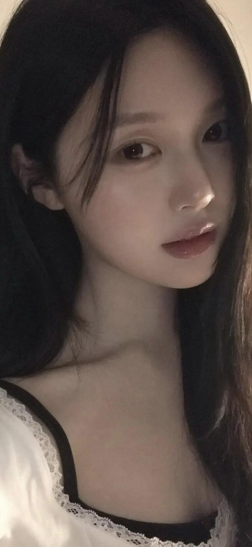 女人最耐看的长相是什么样的非常漂亮有气质耐看型。