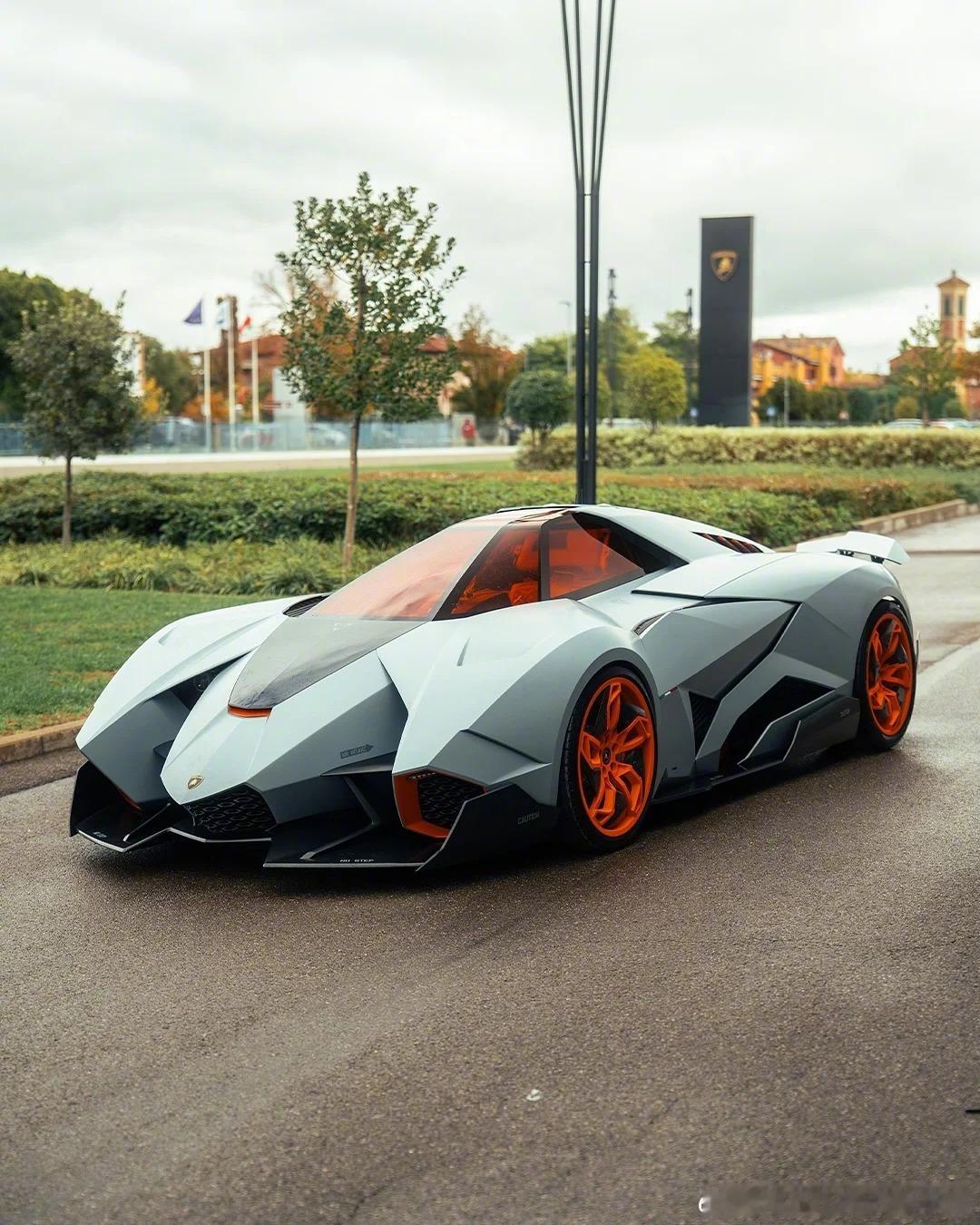 Lamborghini Egoista，这上街回头率不得300%啊？！ 