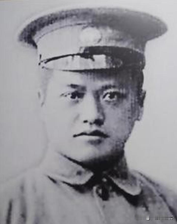 黄埔第一将是谁？肯定大多数人会想到是林彪，然而黄埔军校第一将却并不是林总，而是李