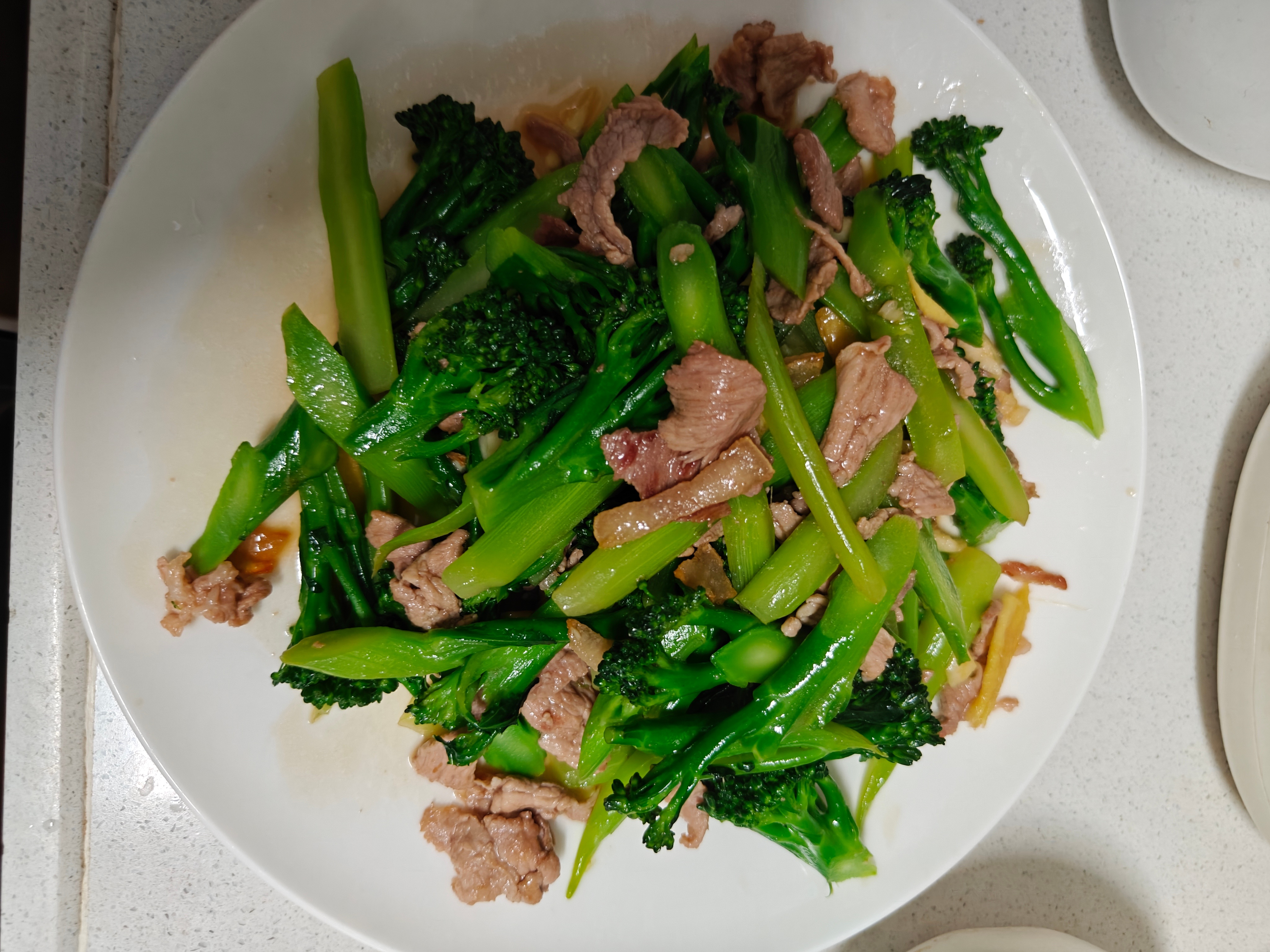 上门做饭之A家Day22芹菜炒牛肉清蒸黄立鱼肉炒西兰苔我以为这家再也不会叫我呢，