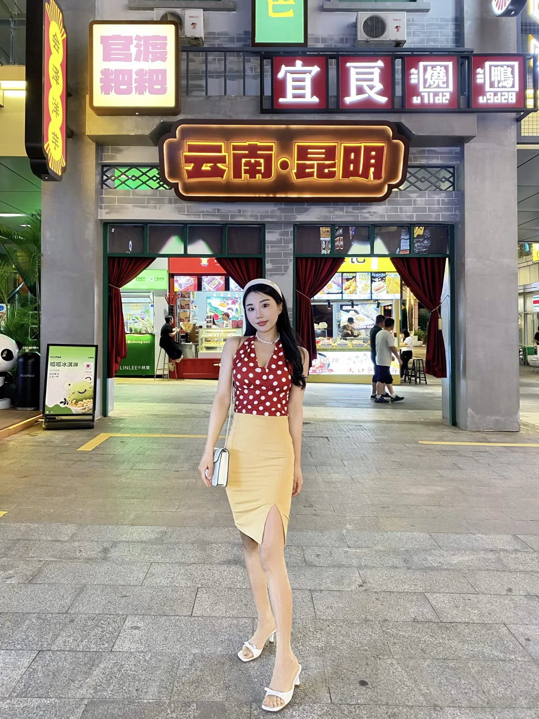 复古港风街区‼️好吃好逛还好拍