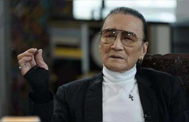 谢霆锋的父亲89岁就去世了，这三个女人都会来吗？一生风流的谢贤去世了，最伤心的人