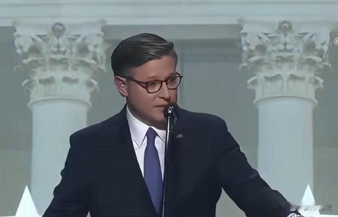 众议院议长约翰逊在共和党中期大会演讲表示，这次中期选举不再是两党围绕边际税率的辩